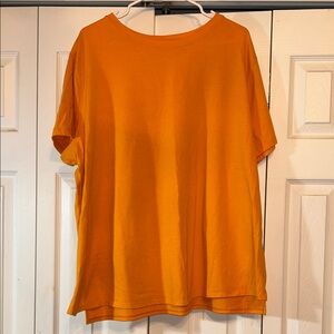 All in Motion Bright Orange Short Sleeve Top